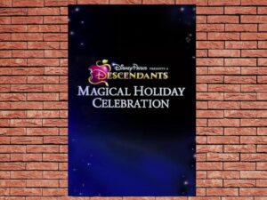 -Disney Parks Presents: A Descendants Magical Holiday Celebration (2016)-<br>The Original Movie