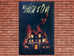 -The House of the Devil (2009)-<br>The Original Movie